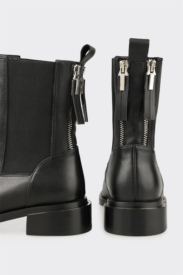 Siyah Deri Kadın Klasik Bot