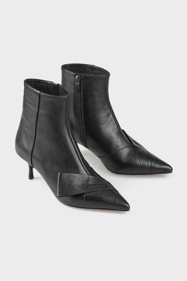 Siyah deri kadın bot, klasik stil için - Elle Shoes