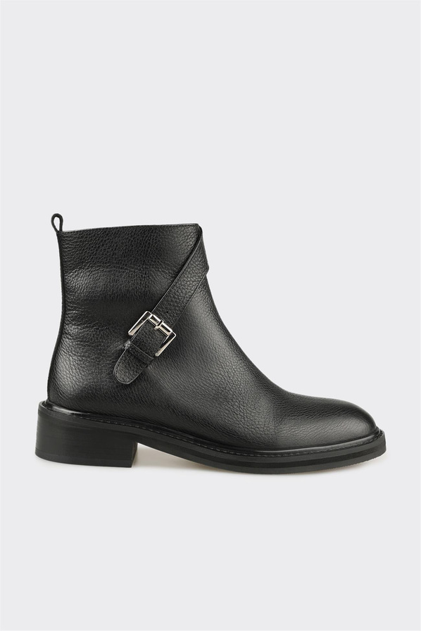 Siyah Deri Kadın Klasik Bot