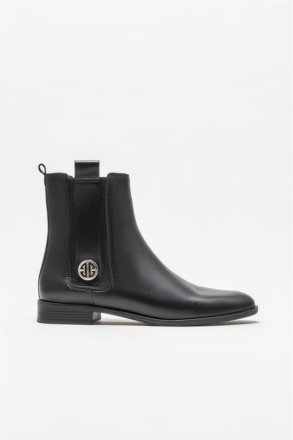 Siyah deri düz kadın bot, klasik stil için - Elle Shoes