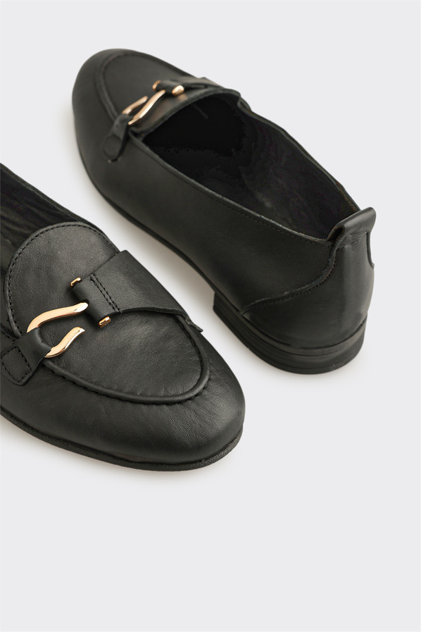 Siyah Deri Kadın Loafer