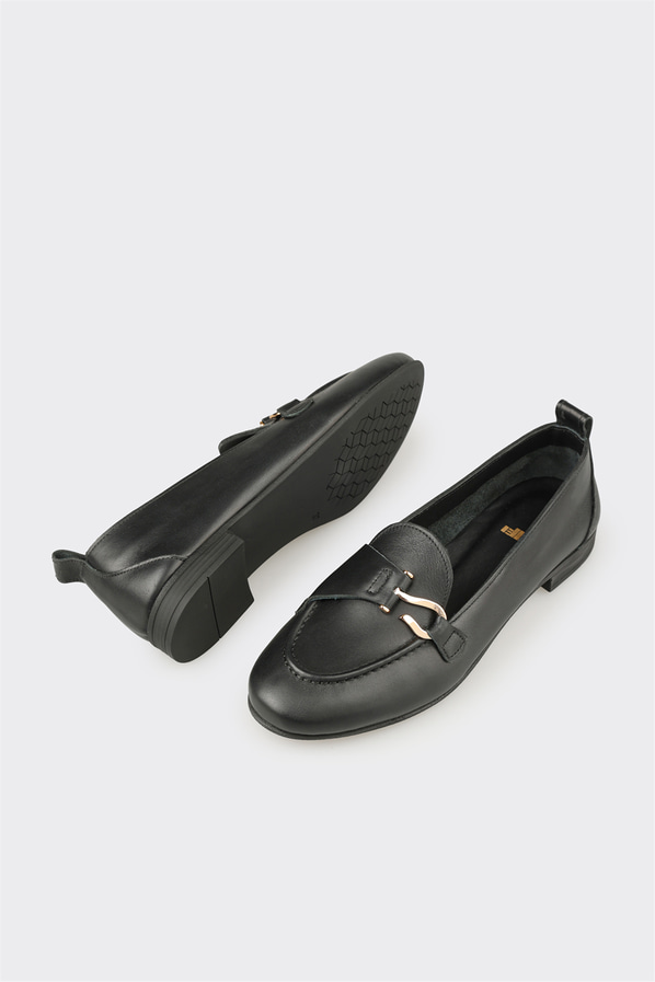 Siyah Deri Kadın Loafer