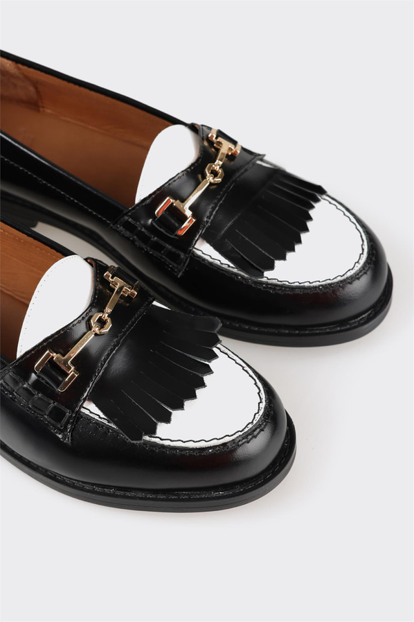 Siyah çok renkli deri püsküllü kadın loafer - Elle Shoes