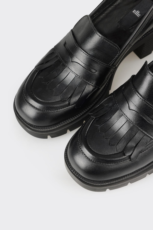 Siyah deri topuklu kadın ayakkabı, ofis stili için - Elle Shoes