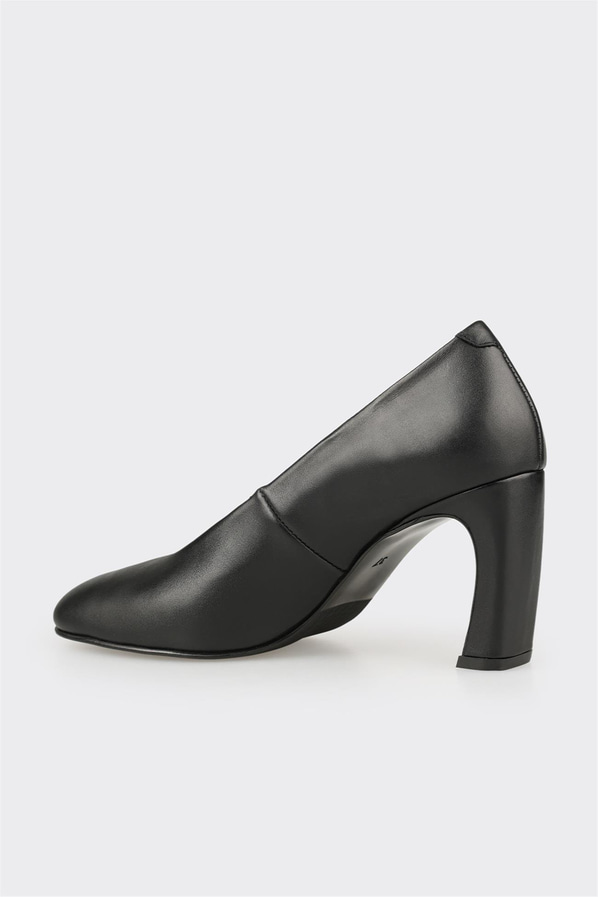 Siyah Deri Kadın Orta Topuk Ayakkabı