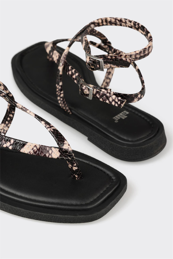 Siyah deri kadın sandalet - Elle Shoes