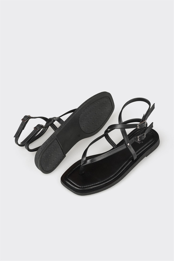 Siyah deri örgü dokulu kadın sandalet, günlük kullanım için - Elle Shoes