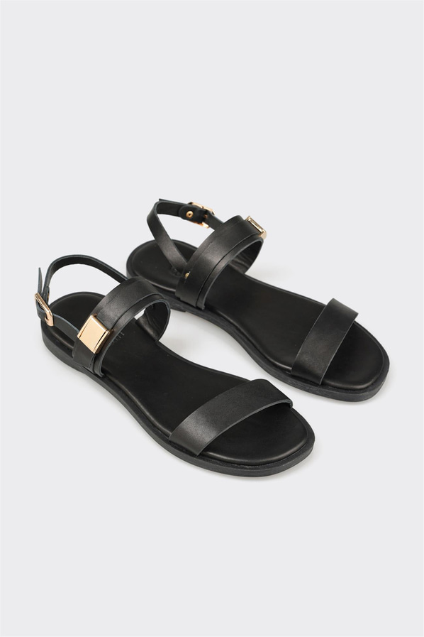 Siyah deri düz yumuşak dokulu kadın sandalet, klasik stil için - Elle Shoes