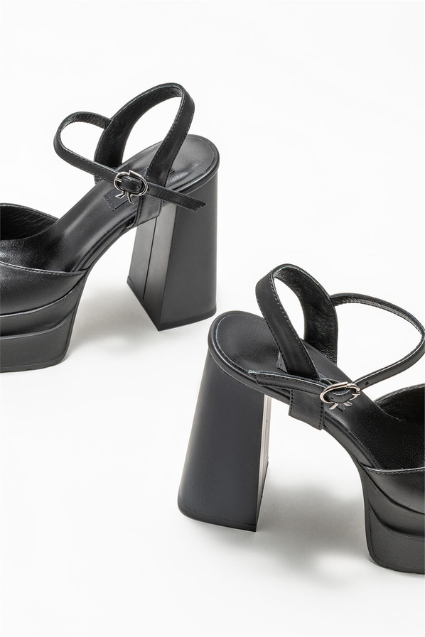 Siyah deri kadın topuklu sandalet - Elle Shoes