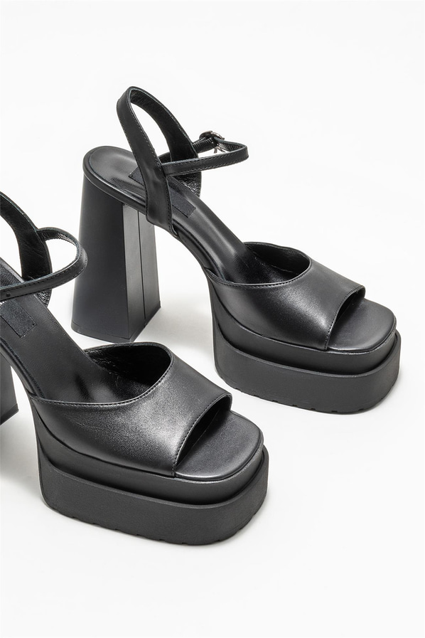 Siyah deri kadın topuklu sandalet - Elle Shoes