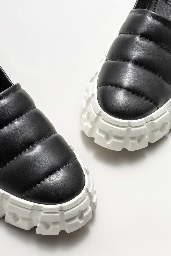 Siyah deri kadın spor ayakkabı - Elle Shoes