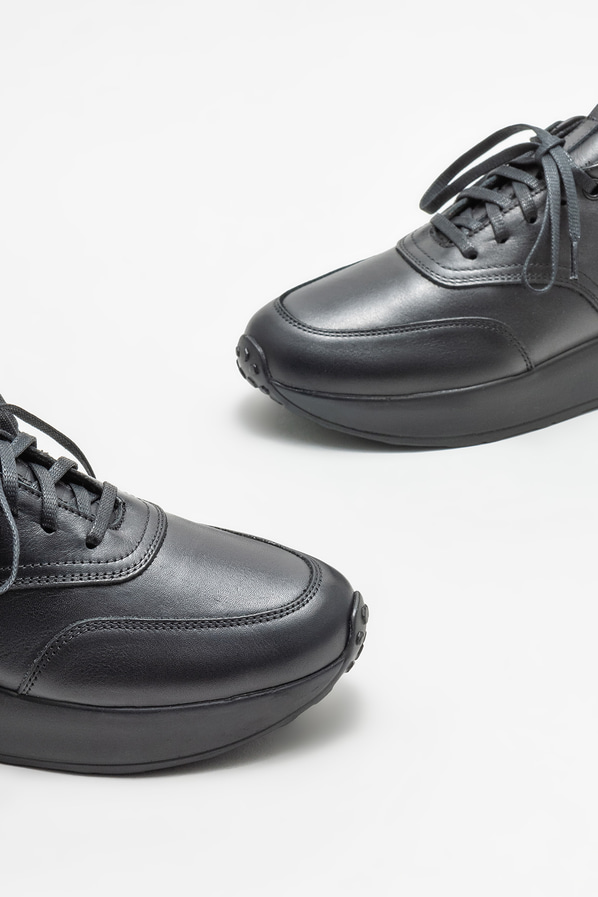 Siyah deri kadın spor ayakkabı - Elle Shoes
