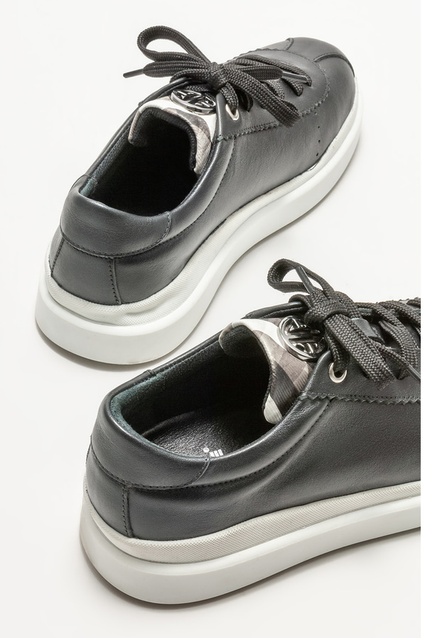 Siyah deri kadın spor ayakkabı - Elle Shoes