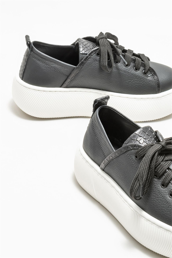 Siyah deri kadın sneaker - Elle Shoes