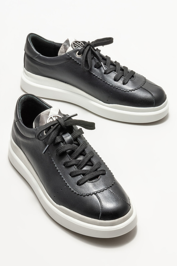 Siyah deri kadın spor ayakkabı - Elle Shoes