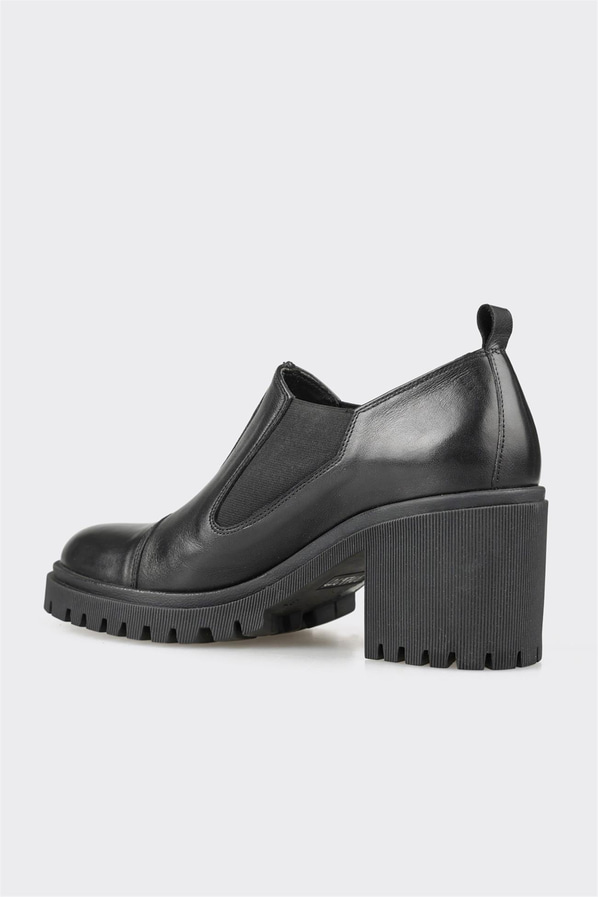 Siyah deri kadın topuklu ayakkabı - Elle Shoes