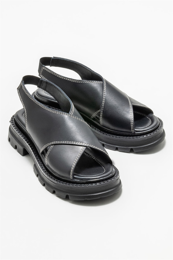 Siyah deri kadın sandalet - Elle Shoes