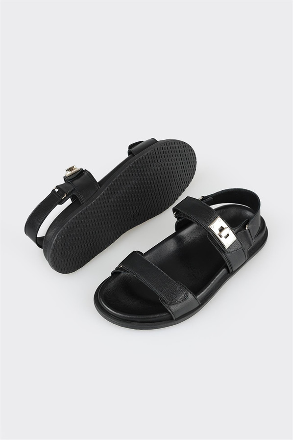 Siyah deri bantlı kadın sandalet, rahat kullanım için - Elle Shoes