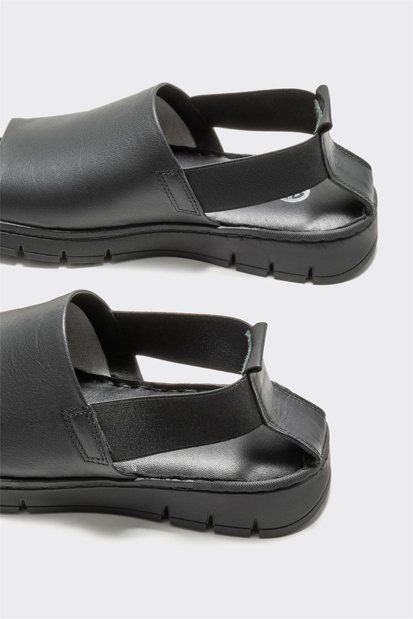 Siyah deri kadın sandalet, rahat kullanım için - Elle Shoes