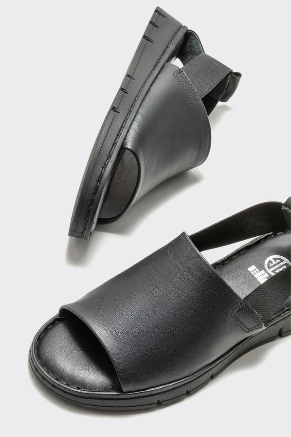 Siyah deri kadın sandalet, rahat kullanım için - Elle Shoes
