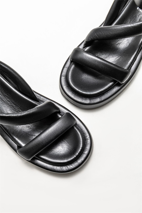 Siyah deri kadın sandalet - Elle Shoes