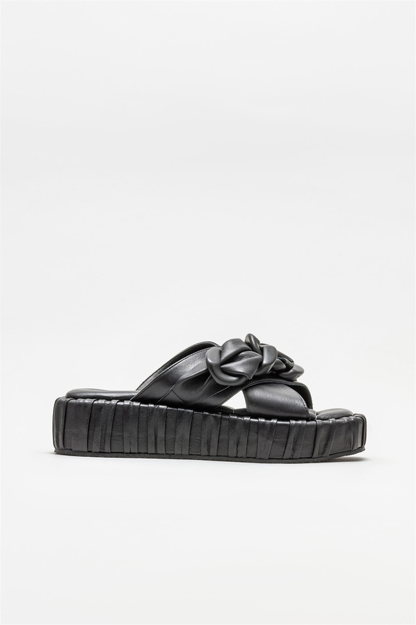 Siyah deri kadın düz terlik - Elle Shoes
