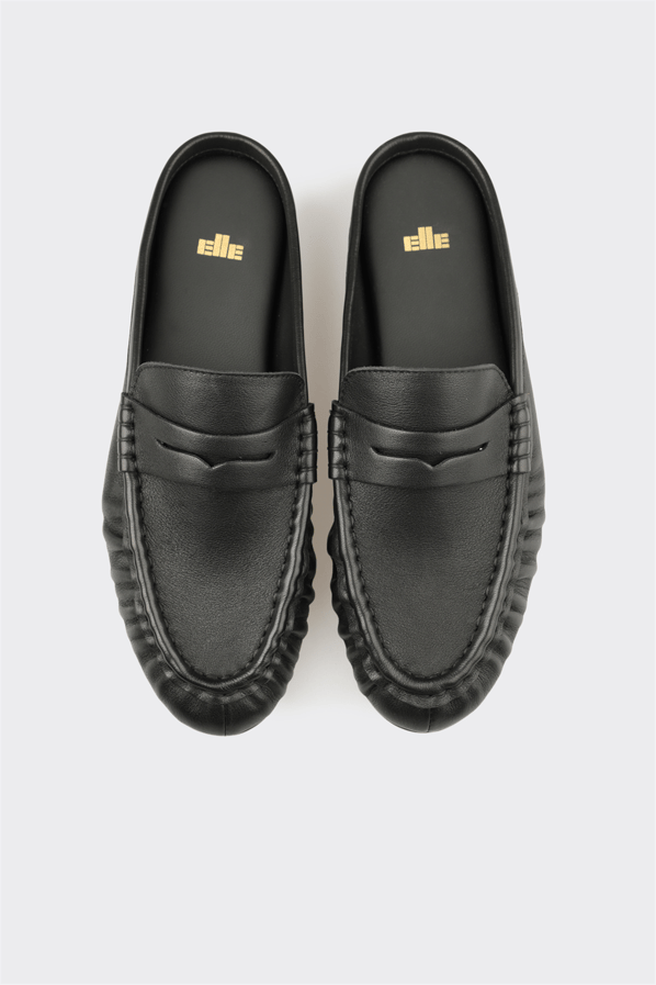 Siyah Deri Kadın Terlik