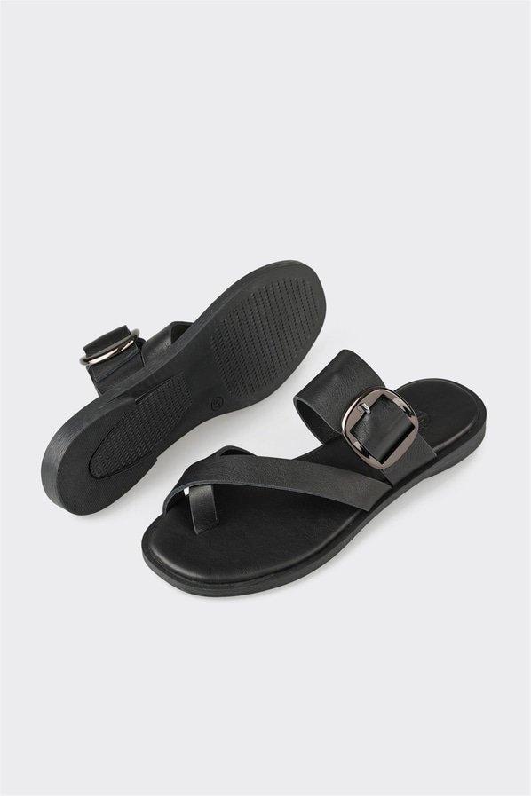 Siyah kahve deri yumuşak dokulu örgü kadın düz terlik, günlük kullanım için - Elle Shoes