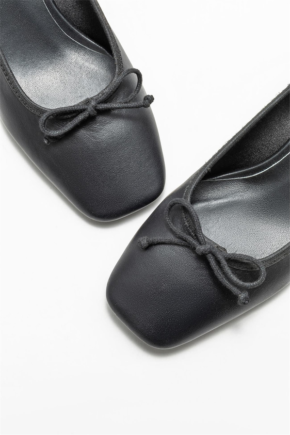 Siyah deri topuklu kadın ayakkabı - Elle Shoes
