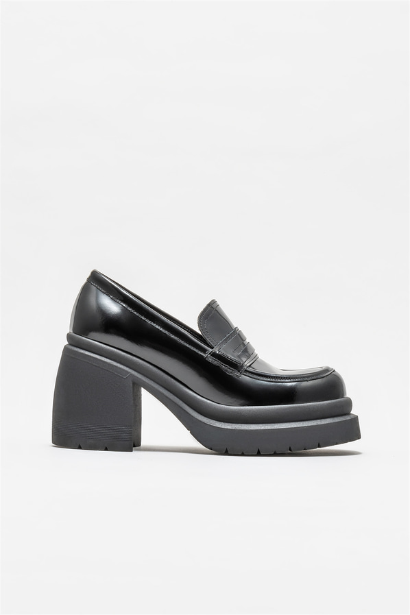 Siyah deri topuklu kadın ayakkabı - Elle Shoes