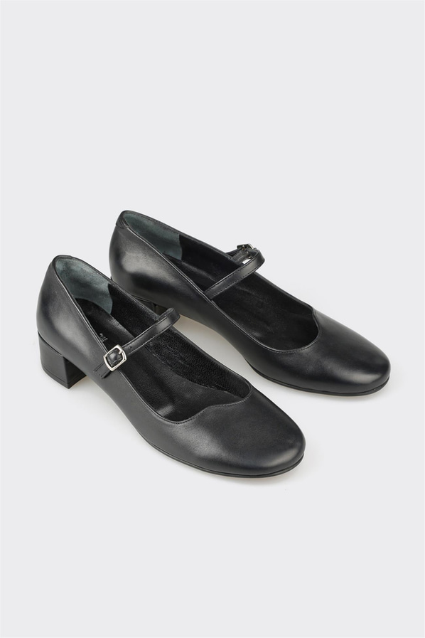 Siyah deri topuklu kadın ayakkabı - Elle Shoes