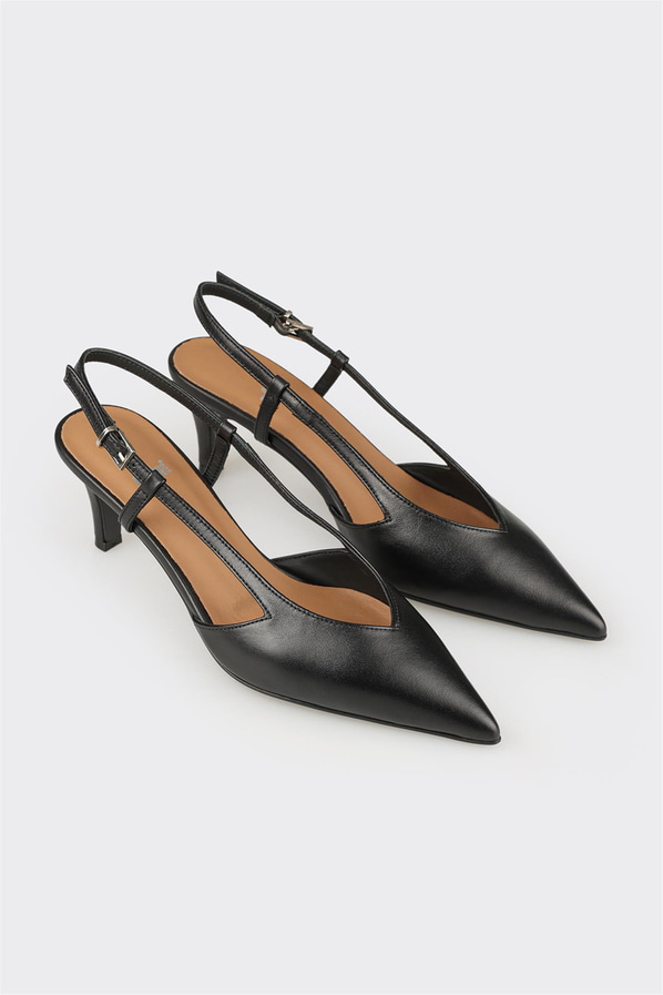 Siyah Deri Kadın Topuklu Ayakkabı
