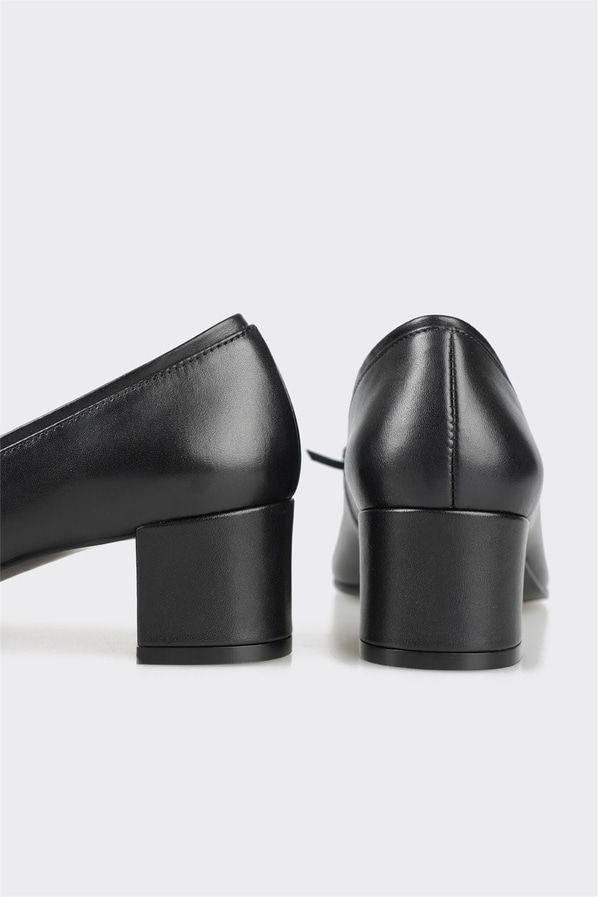 Siyah deri topuklu kadın ayakkabı - Elle Shoes