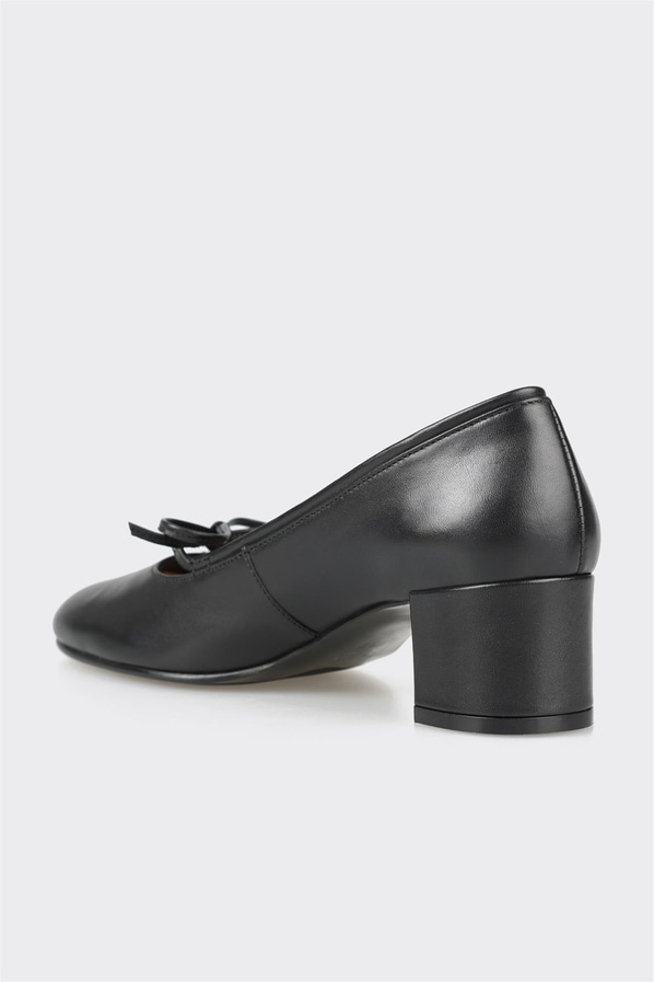 Siyah deri topuklu kadın ayakkabı - Elle Shoes