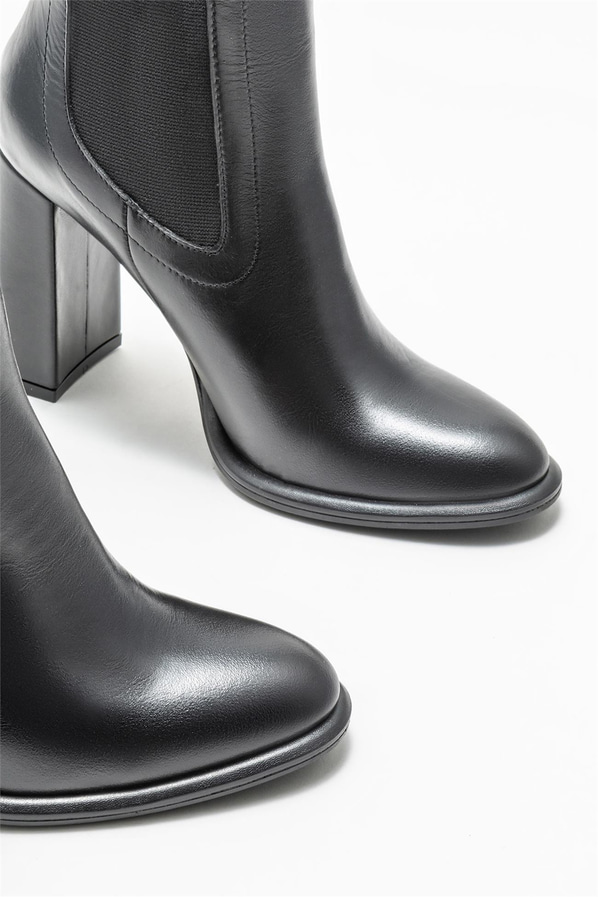 Siyah deri topuklu kadın bot - Elle Shoes