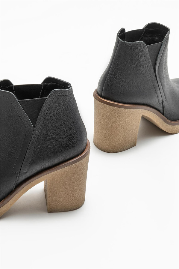 Siyah deri topuklu kadın bot - Elle Shoes