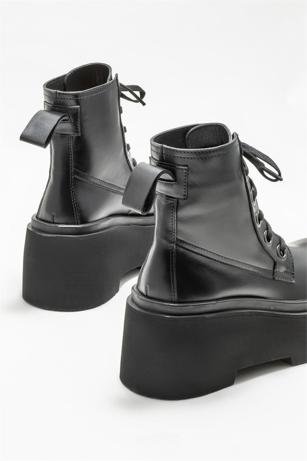 Siyah deri topuklu kadın bot - Elle Shoes
