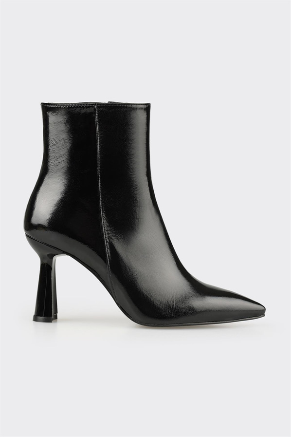 Siyah Deri Kadın Topuklu Bot