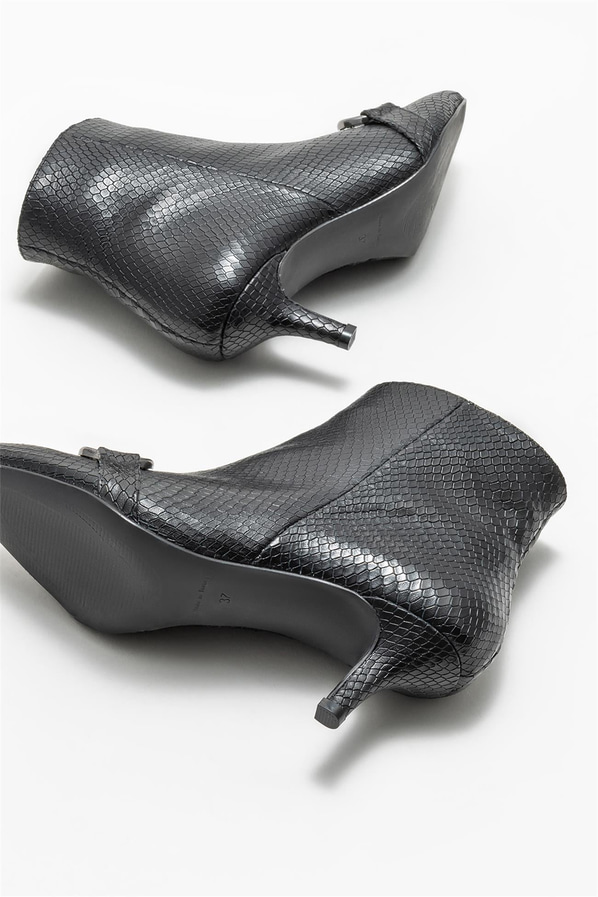 Siyah deri topuklu kadın bot - Elle Shoes