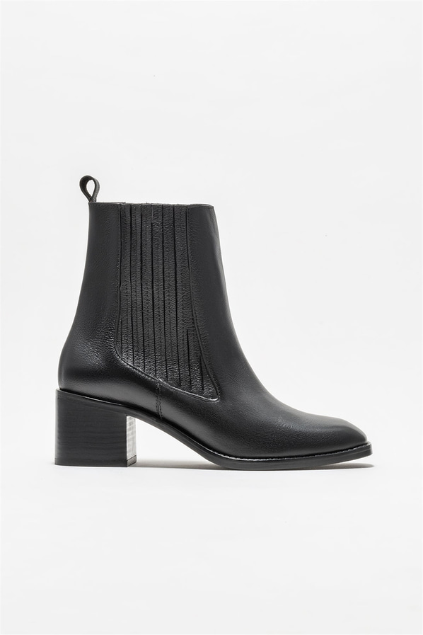 Siyah deri topuklu kadın bot, rahat kullanım için - Elle Shoes