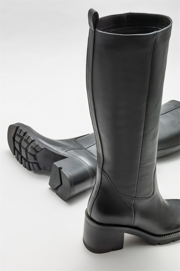 Siyah deri topuklu kadın çizme - Elle Shoes