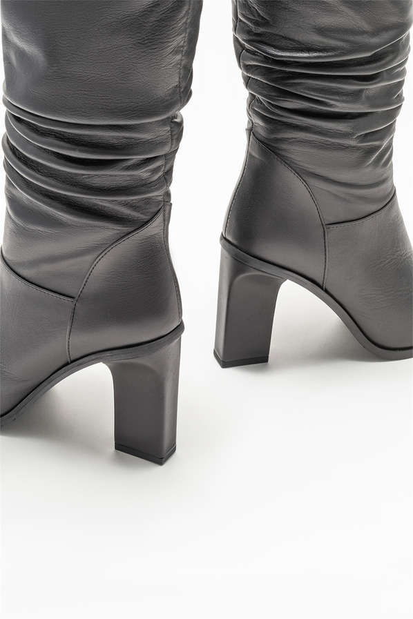 Siyah deri topuklu kadın çizme - Elle Shoes
