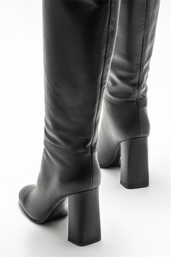 Siyah deri topuklu kadın çizme - Elle Shoes