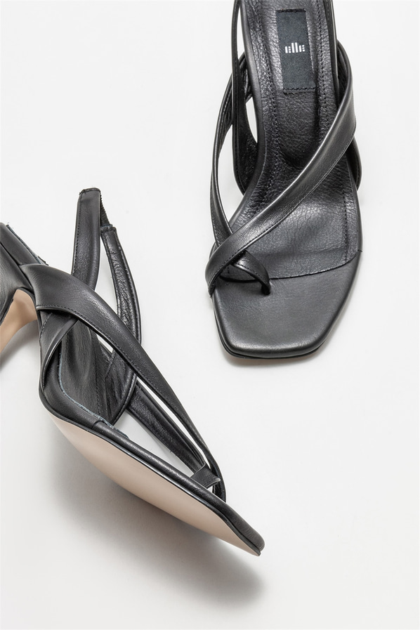 Siyah deri topuklu kadın sandalet - Elle Shoes