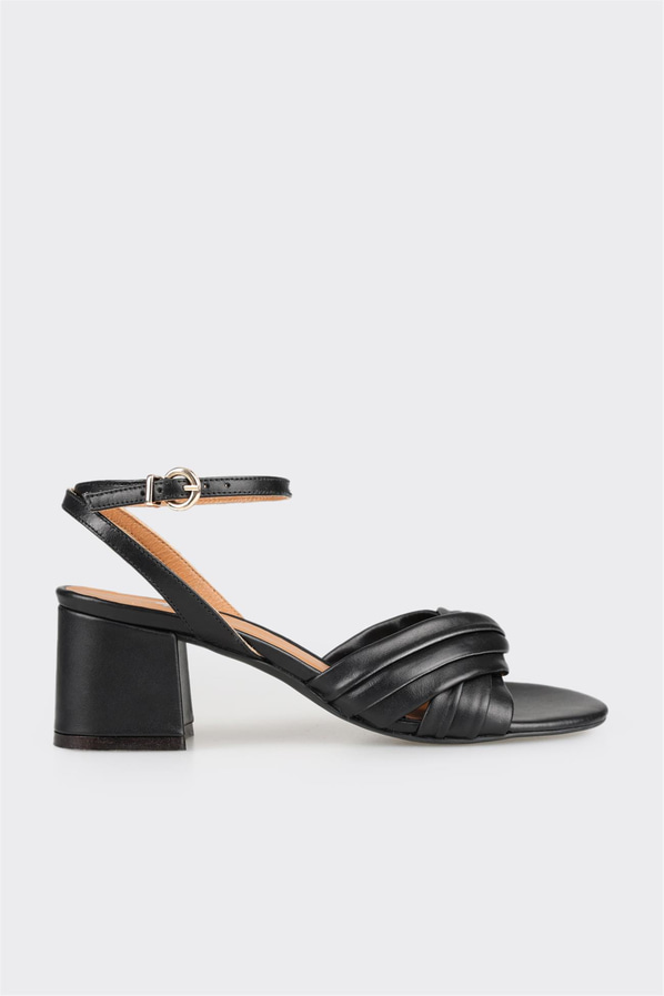 Siyah deri topuklu kadın sandalet - Elle Shoes