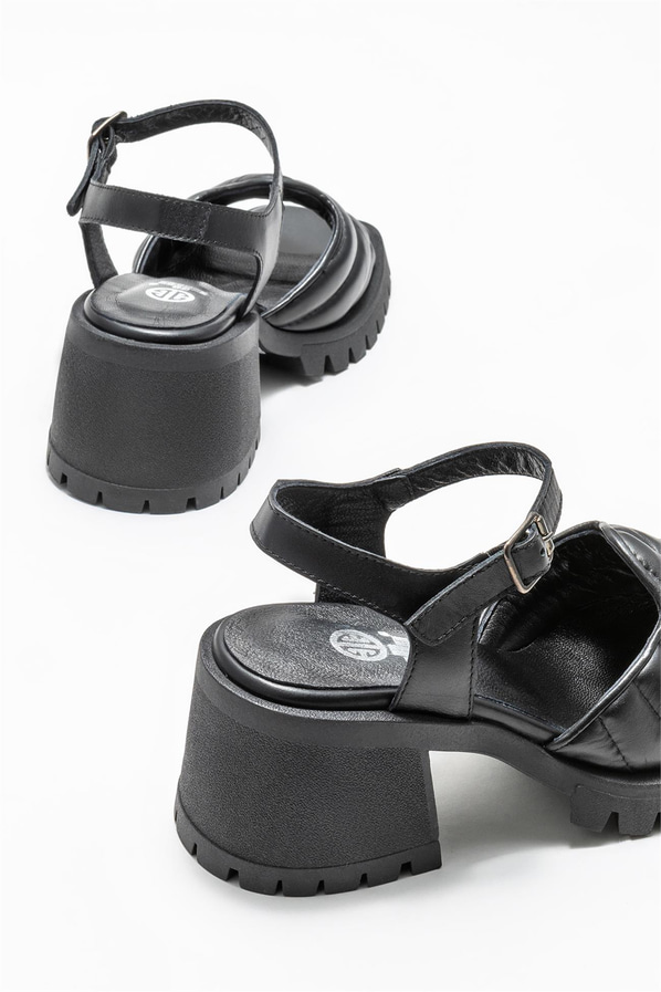 Siyah deri topuklu kadın sandalet - Elle Shoes