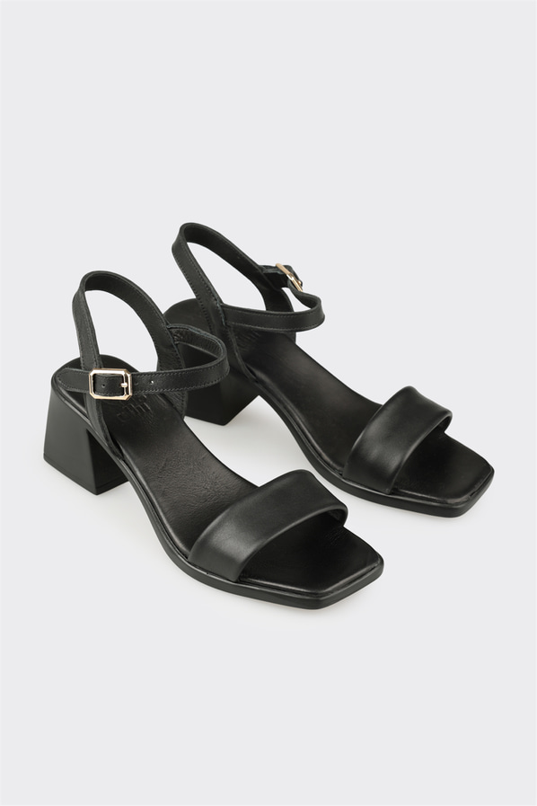 Siyah deri topuklu kadın sandalet - Elle Shoes