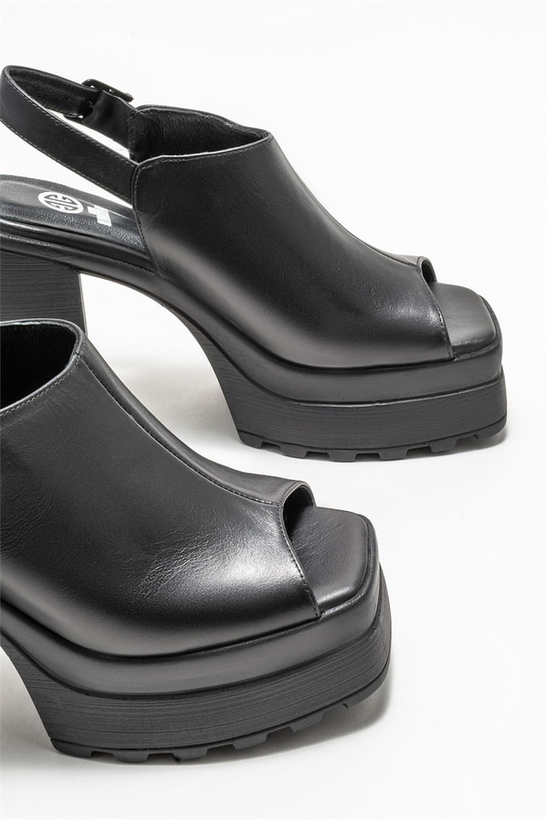 Siyah deri topuklu kadın sandalet - Elle Shoes