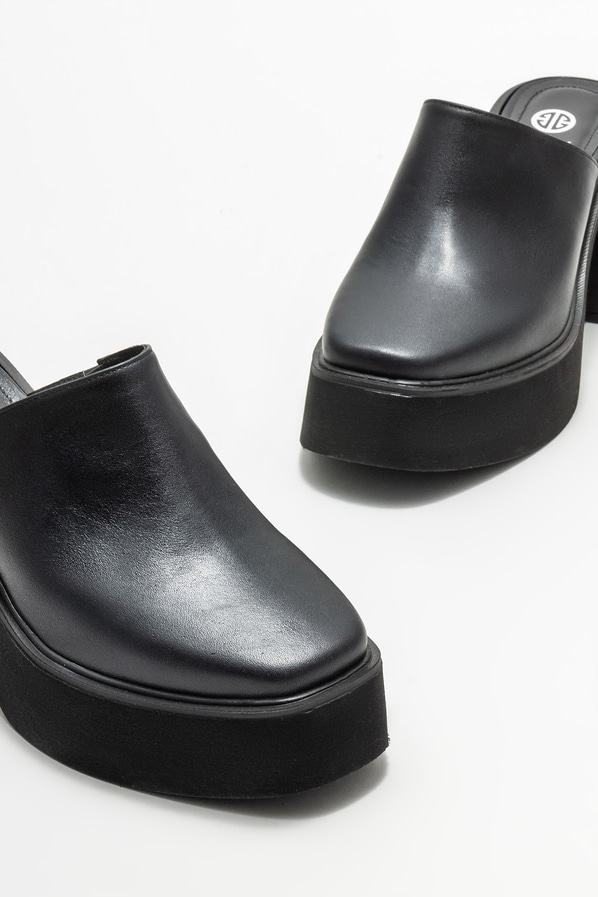 Siyah deri topuklu kadın terlik - Elle Shoes