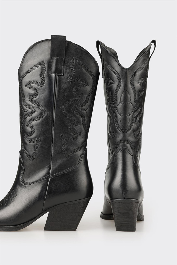 Siyah Deri Kadın Western Çizme